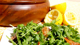 Arugula Salad with Lemon Vinaigrette